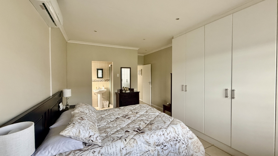 2 Bedroom Property for Sale in Parsonsvlei Eastern Cape